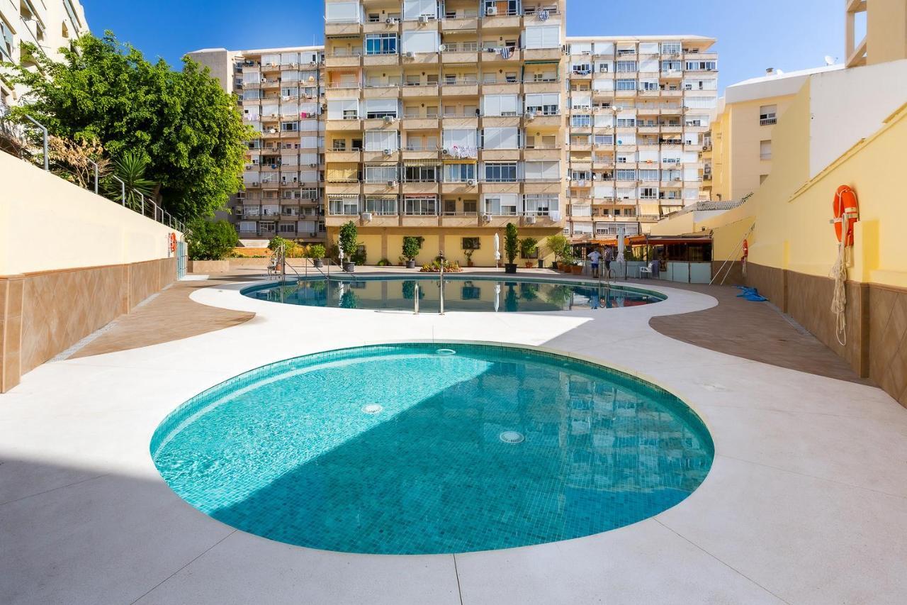 Ver7 - Estudio, Wifi, Fire Stick Amazon, Terraza, Vistas Al Mar, Piscina Torremolinos Ngoại thất bức ảnh