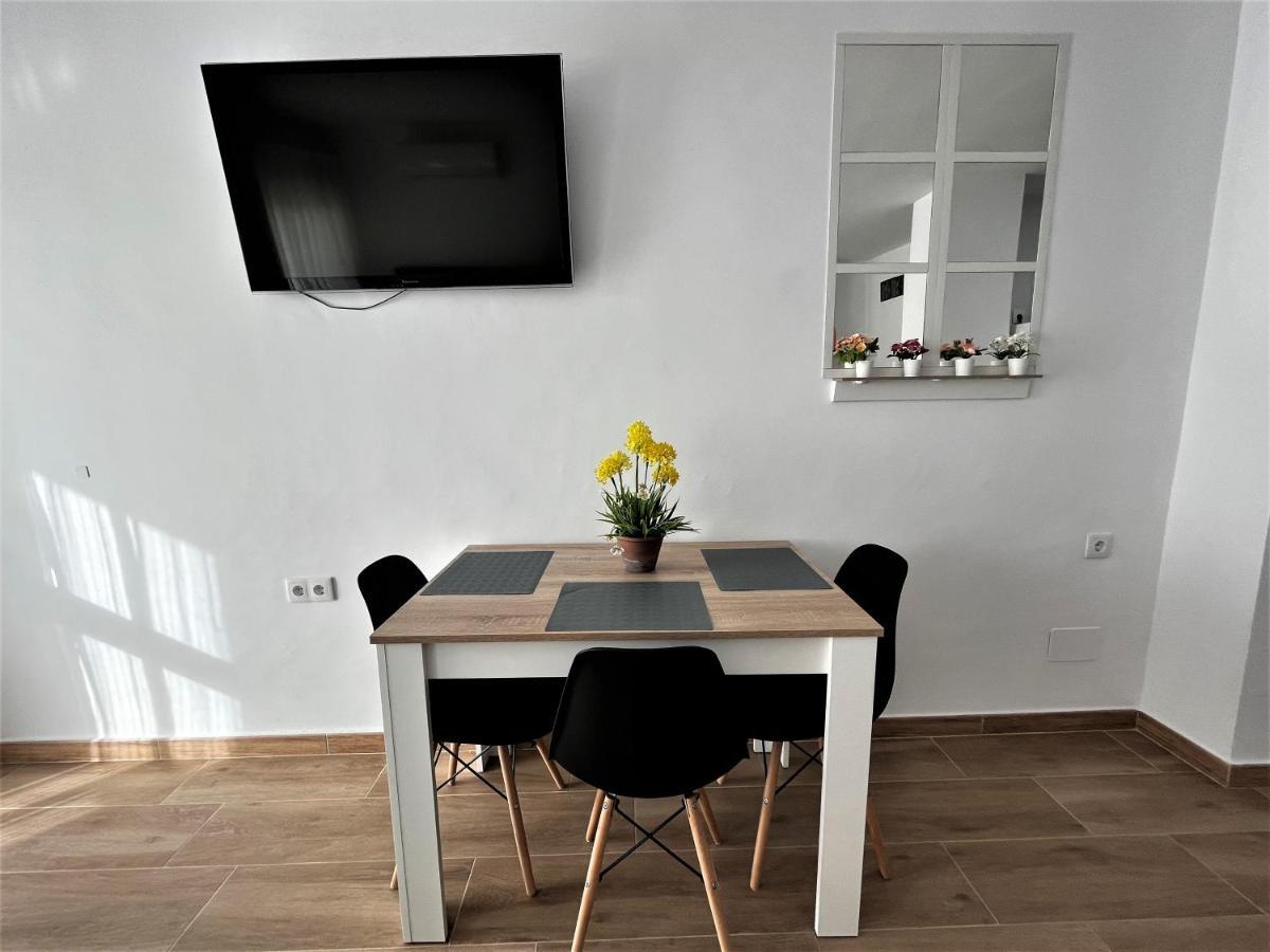 Ver7 - Estudio, Wifi, Fire Stick Amazon, Terraza, Vistas Al Mar, Piscina Torremolinos Ngoại thất bức ảnh