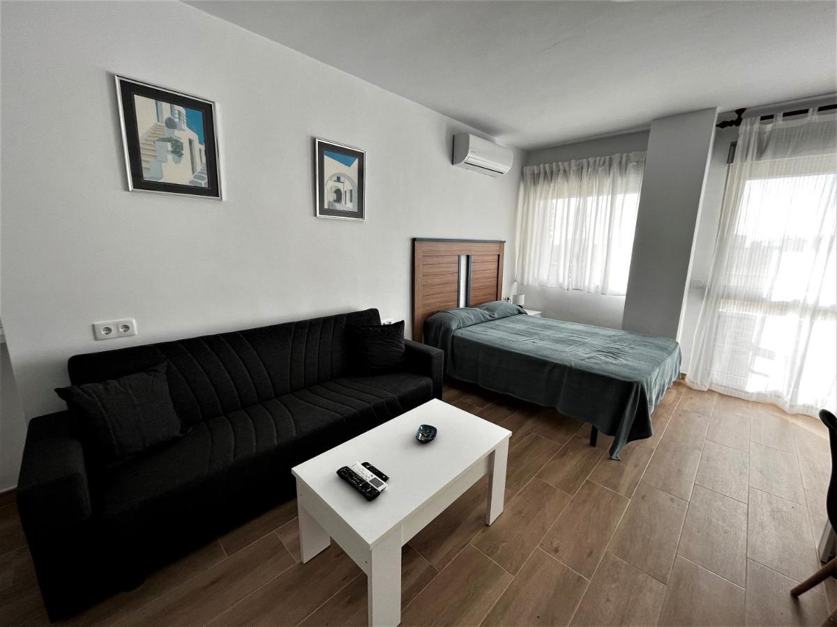 Ver7 - Estudio, Wifi, Fire Stick Amazon, Terraza, Vistas Al Mar, Piscina Torremolinos Ngoại thất bức ảnh